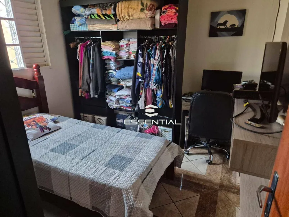 Casa, 3 quartos, 130 m² - Foto 2