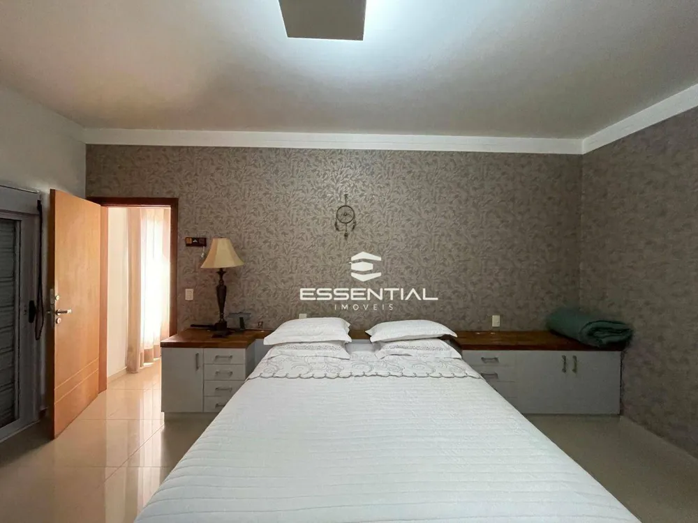 Sobrado, 4 quartos, 350 m² - Foto 3