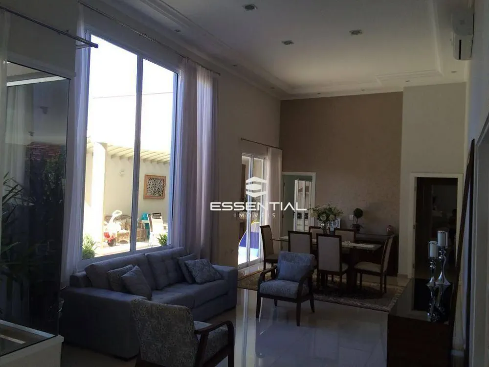 Casa, 3 quartos, 250 m² - Foto 13