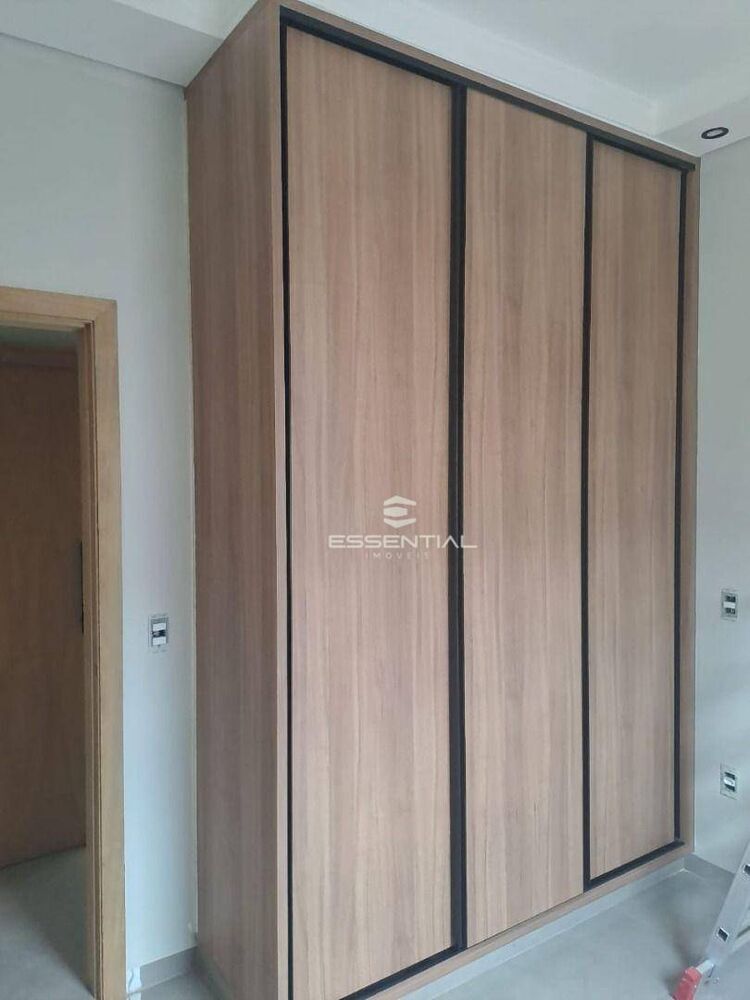 Casa à venda com 3 quartos, 158m² - Foto 4