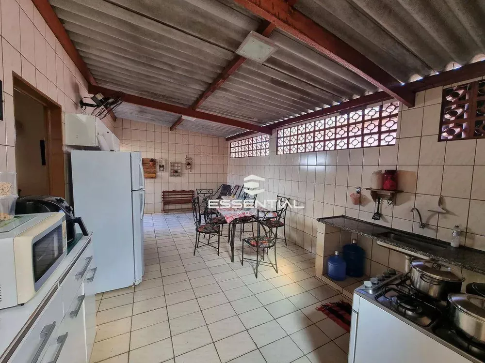 Casa, 4 quartos, 190 m² - Foto 6