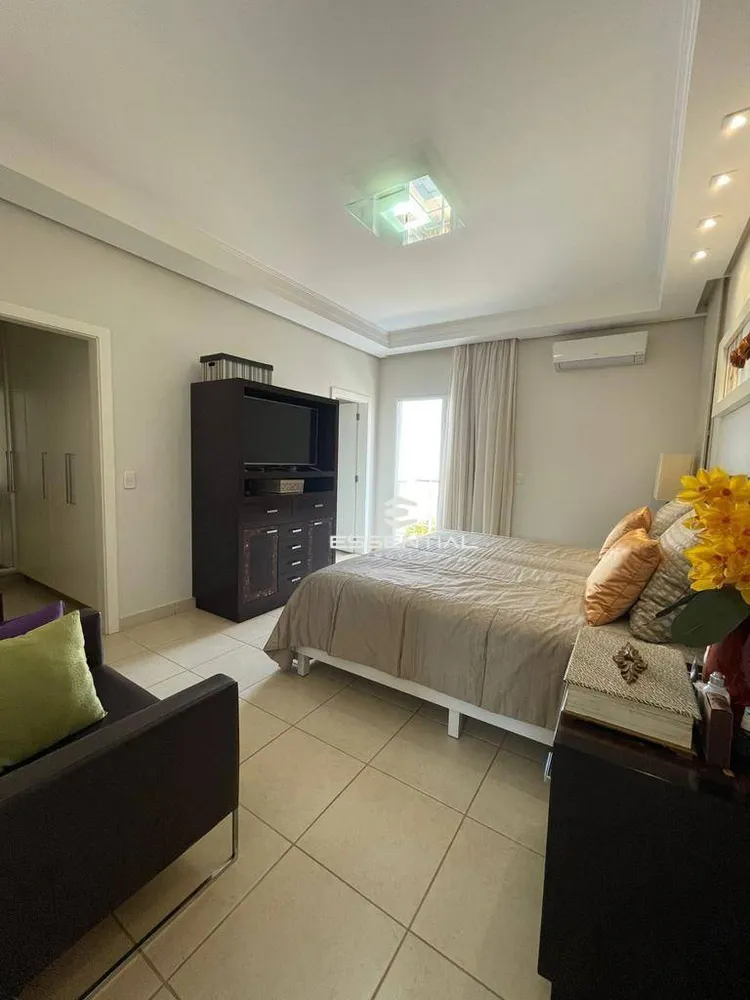 Sobrado, 3 quartos, 370 m² - Foto 2