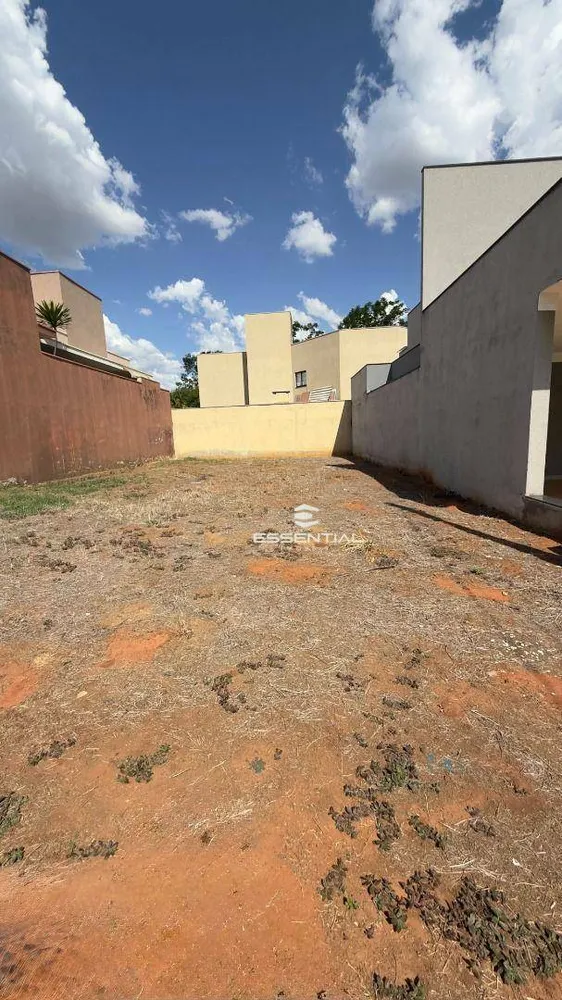 Loteamento e Condomínio, 200 m² - Foto 2