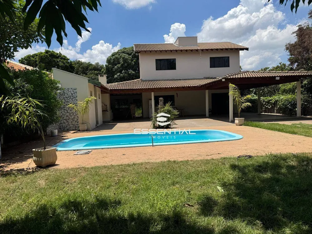 Chácara, 3 quartos, 1200 m² - Foto 1