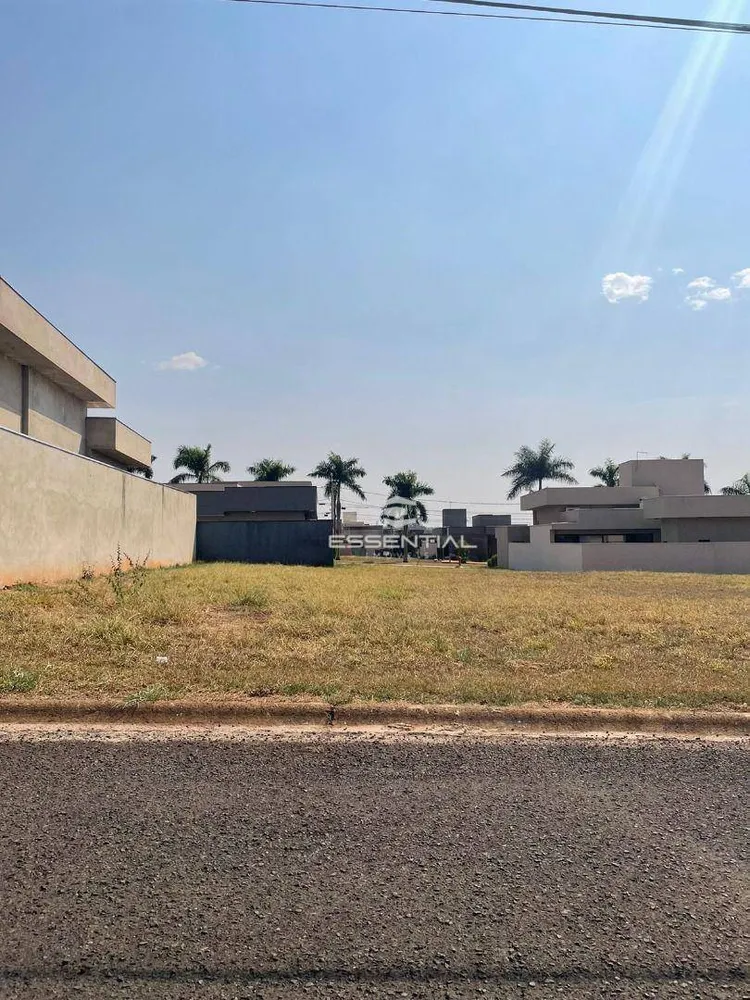 Loteamento e Condomínio, 384 m² - Foto 1