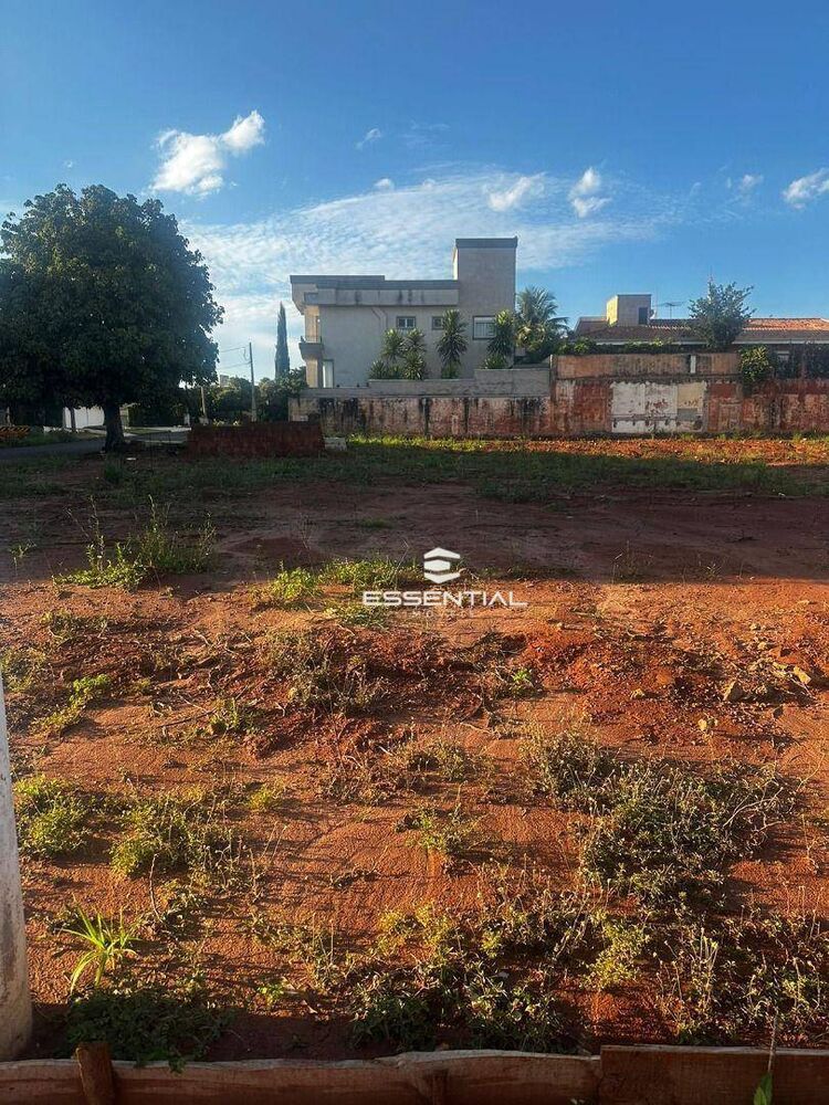 Loteamento e Condomínio, 1000 m² - Foto 1