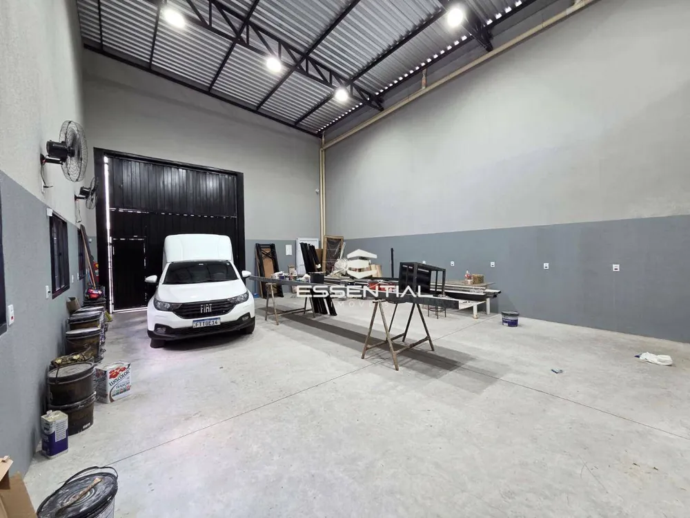 Loja-Salão, 140 m² - Foto 1