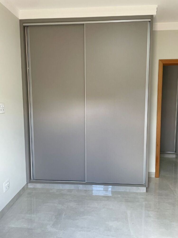 Casa de Condomínio à venda com 3 quartos, 190m² - Foto 3