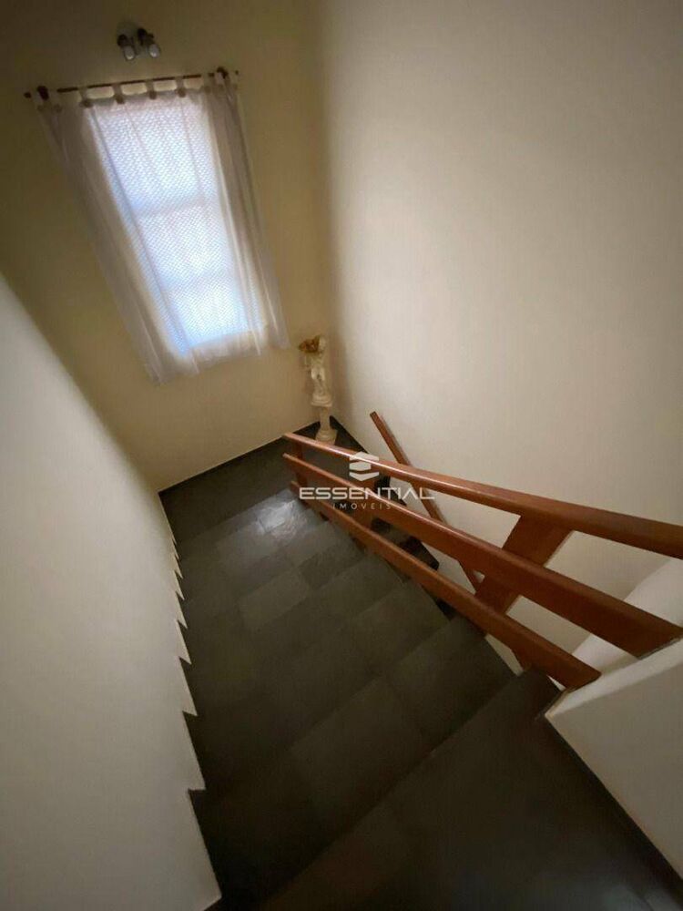Sobrado, 4 quartos, 408 m² - Foto 1