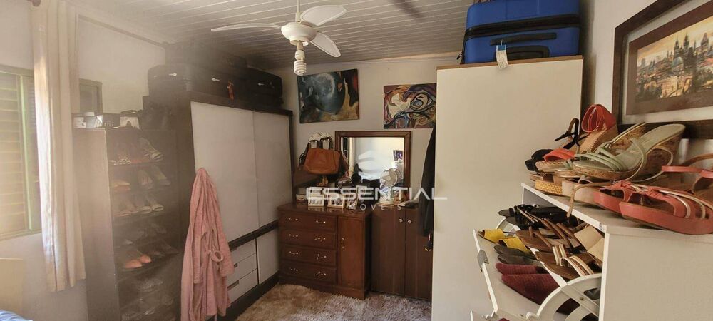 Casa, 5 quartos, 290 m² - Foto 1