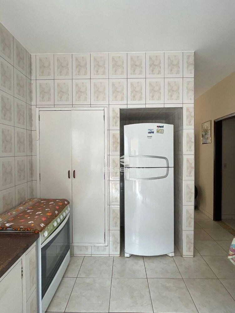 Casa, 3 quartos, 165 m² - Foto 3