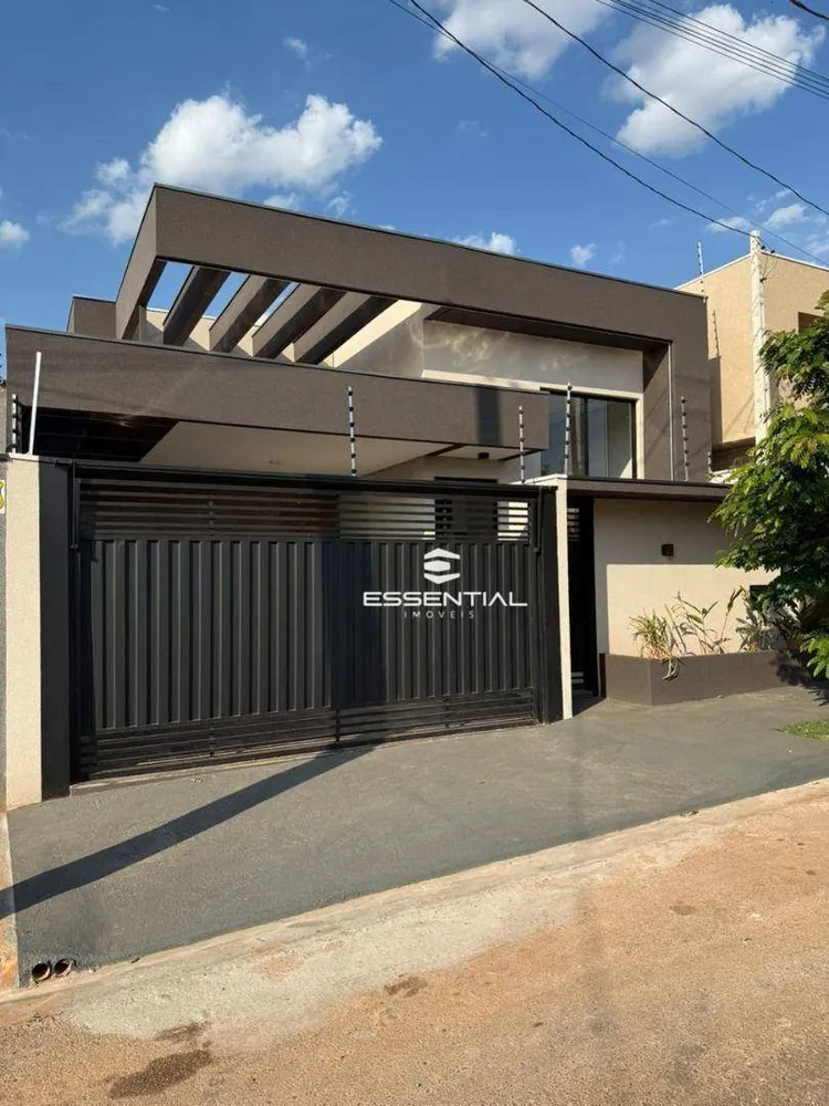 Casa, 3 quartos, 130 m² - Foto 1