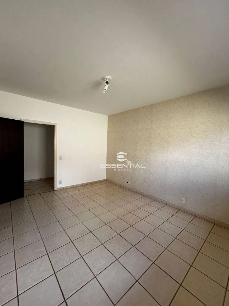 Casa, 3 quartos, 243 m² - Foto 6