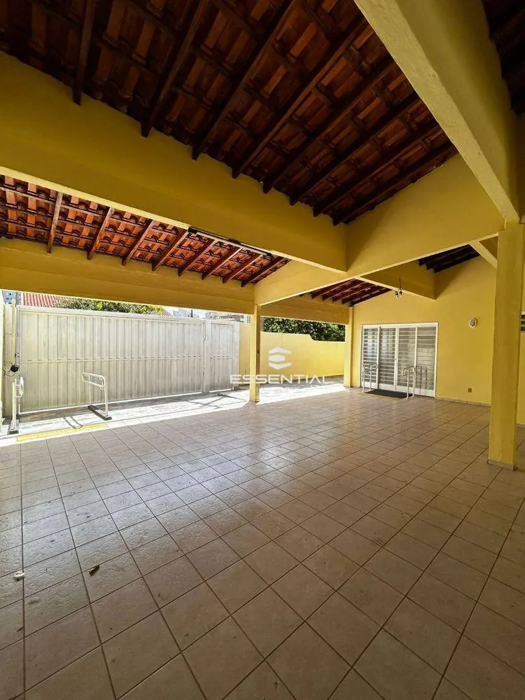 Casa, 3 quartos, 243 m² - Foto 11