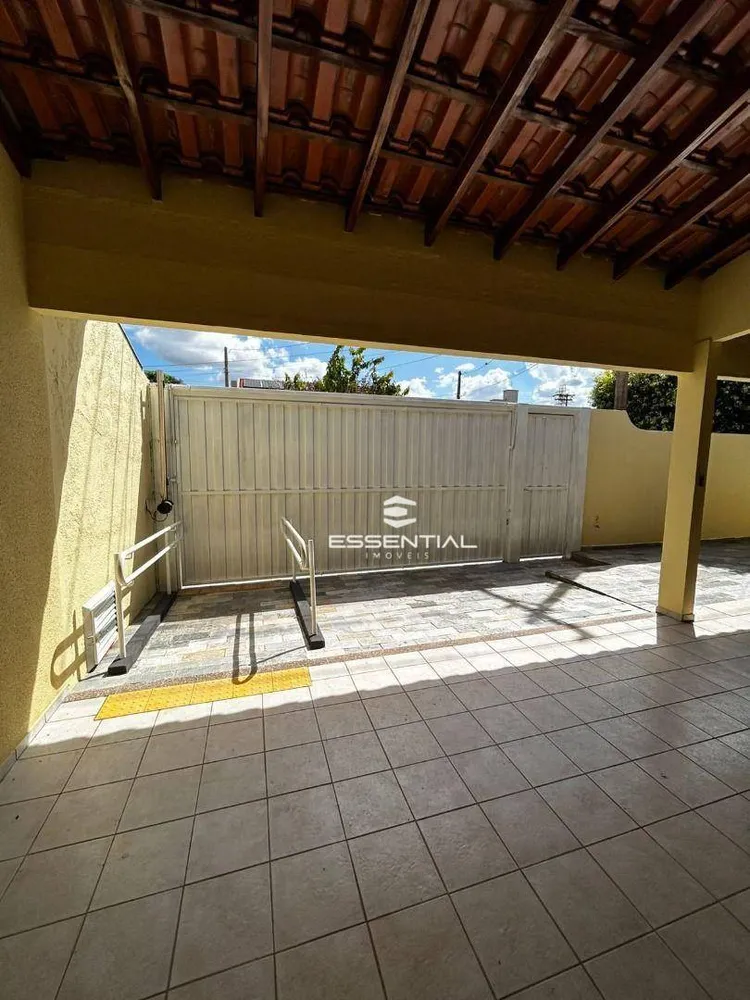 Casa, 3 quartos, 243 m² - Foto 12