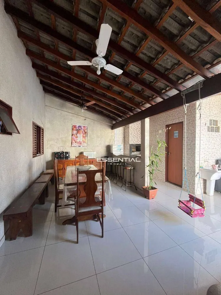 Casa, 3 quartos, 155 m² - Foto 2