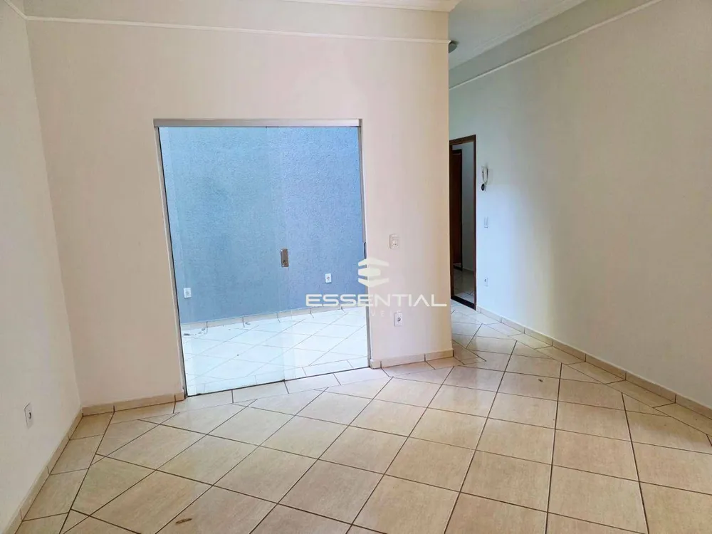 Casa, 4 quartos, 285 m² - Foto 2