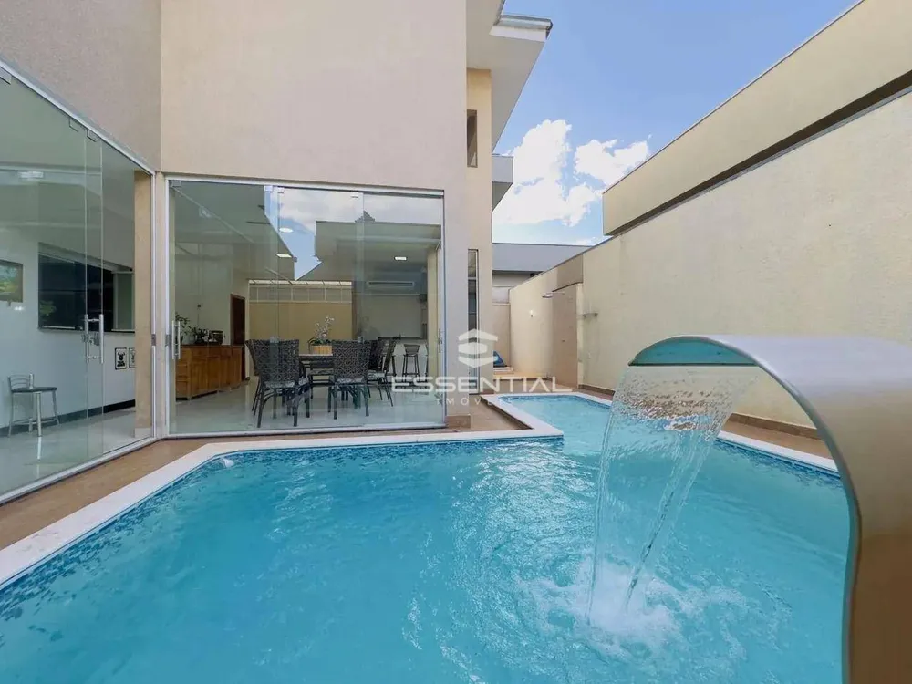 Casa, 4 quartos, 340 m² - Foto 2