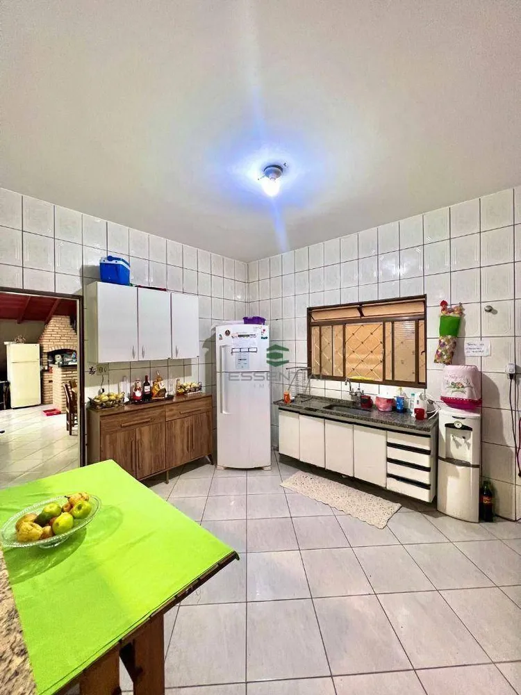 Casa, 3 quartos, 220 m² - Foto 11