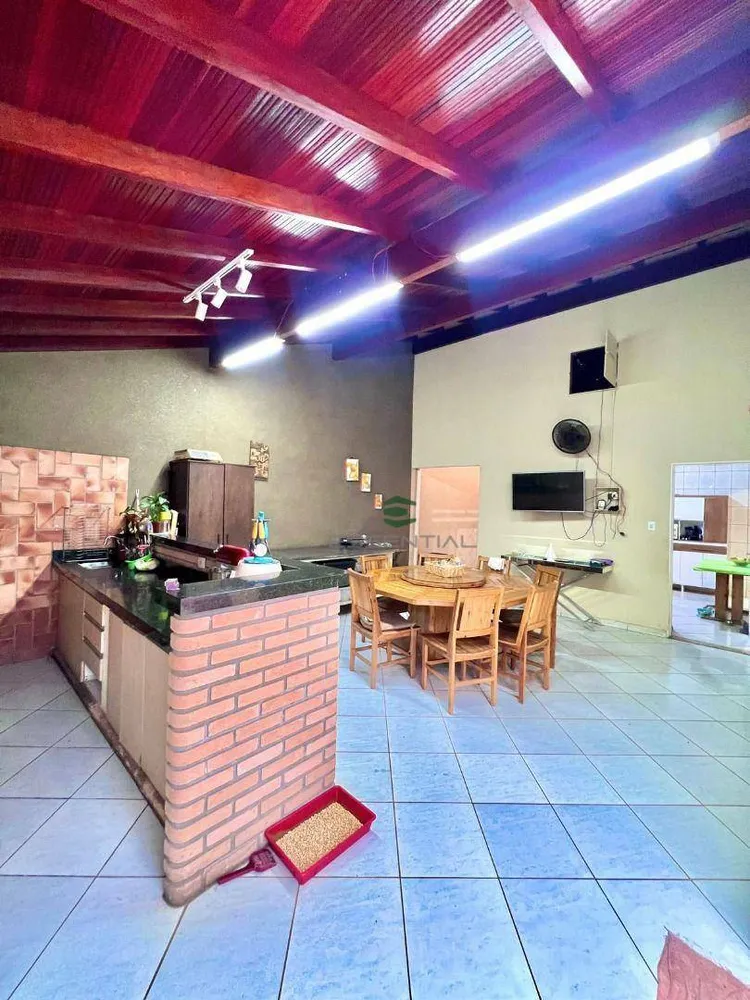 Casa, 3 quartos, 220 m² - Foto 14