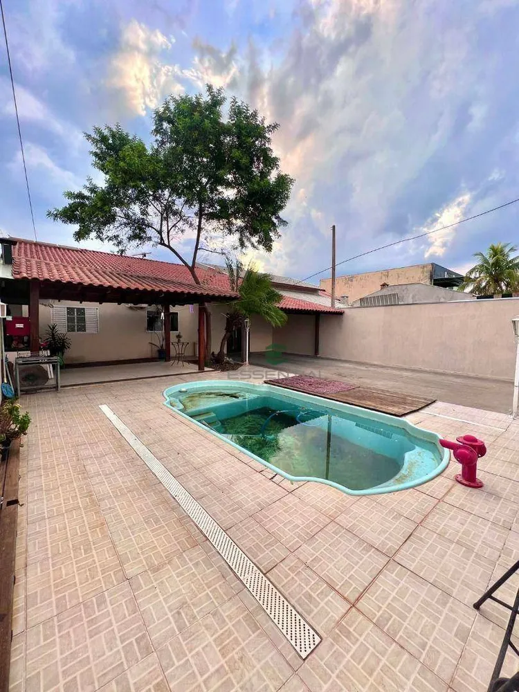 Casa, 3 quartos, 220 m² - Foto 4