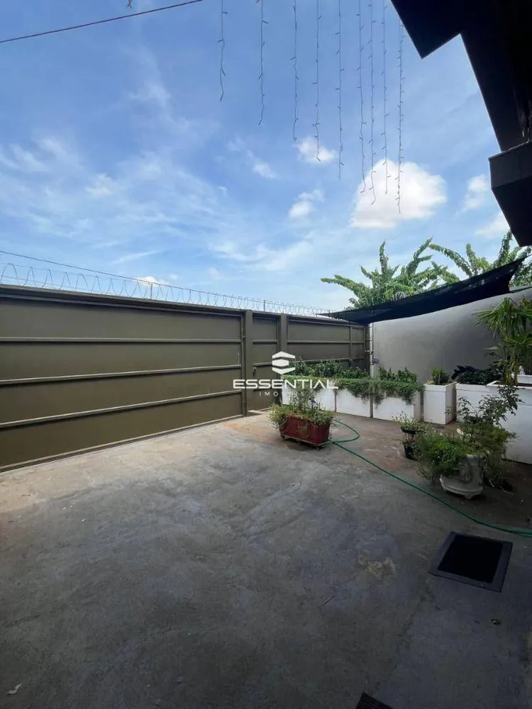 Casa, 4 quartos, 200 m² - Foto 2
