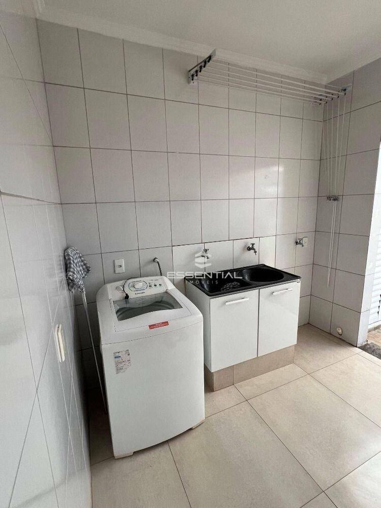 Sobrado, 4 quartos, 220 m² - Foto 1