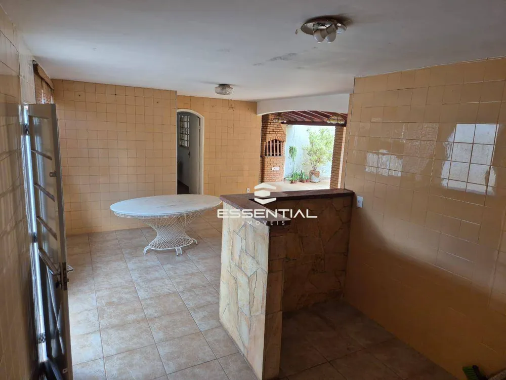 Casa, 3 quartos, 199 m² - Foto 4