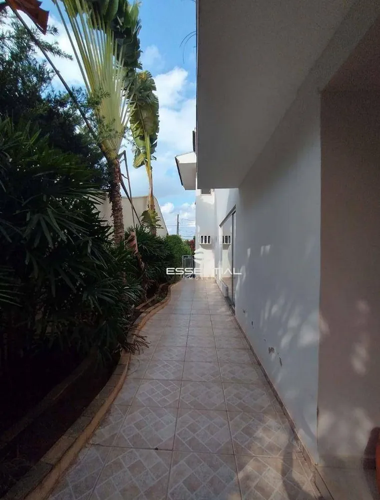 Sobrado, 4 quartos, 350 m² - Foto 1