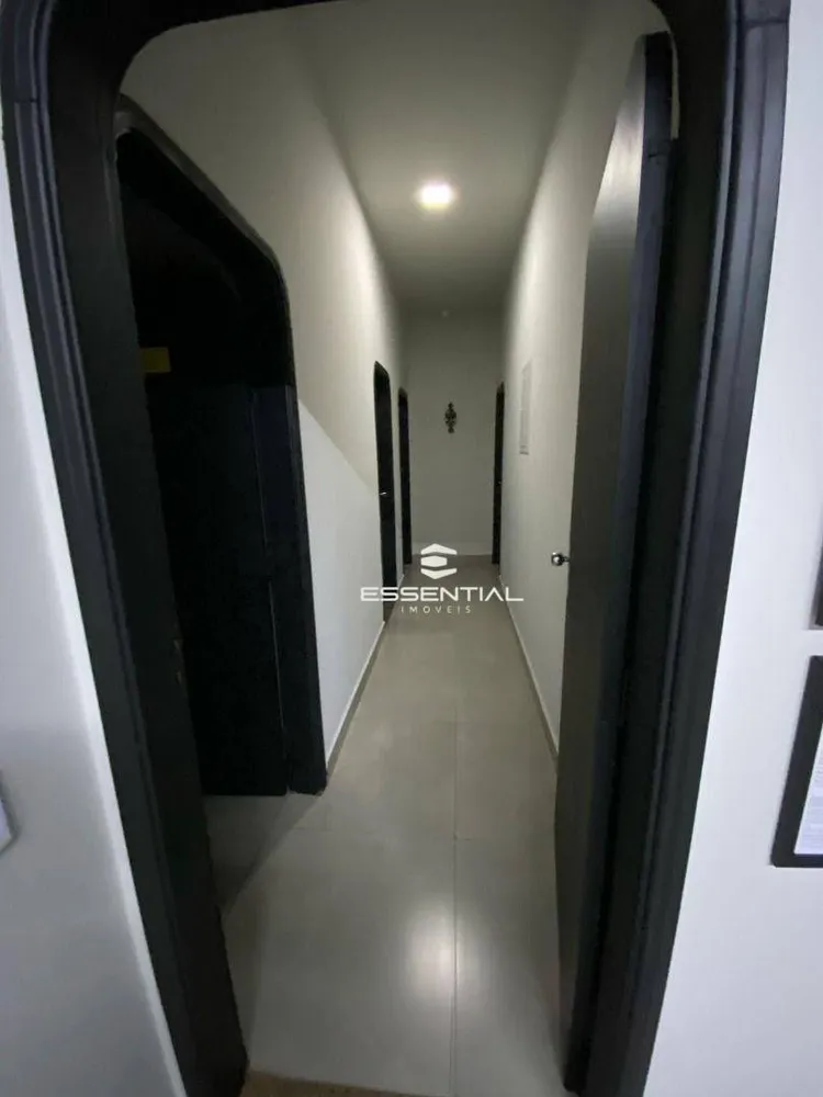 Casa, 4 quartos, 240 m² - Foto 19