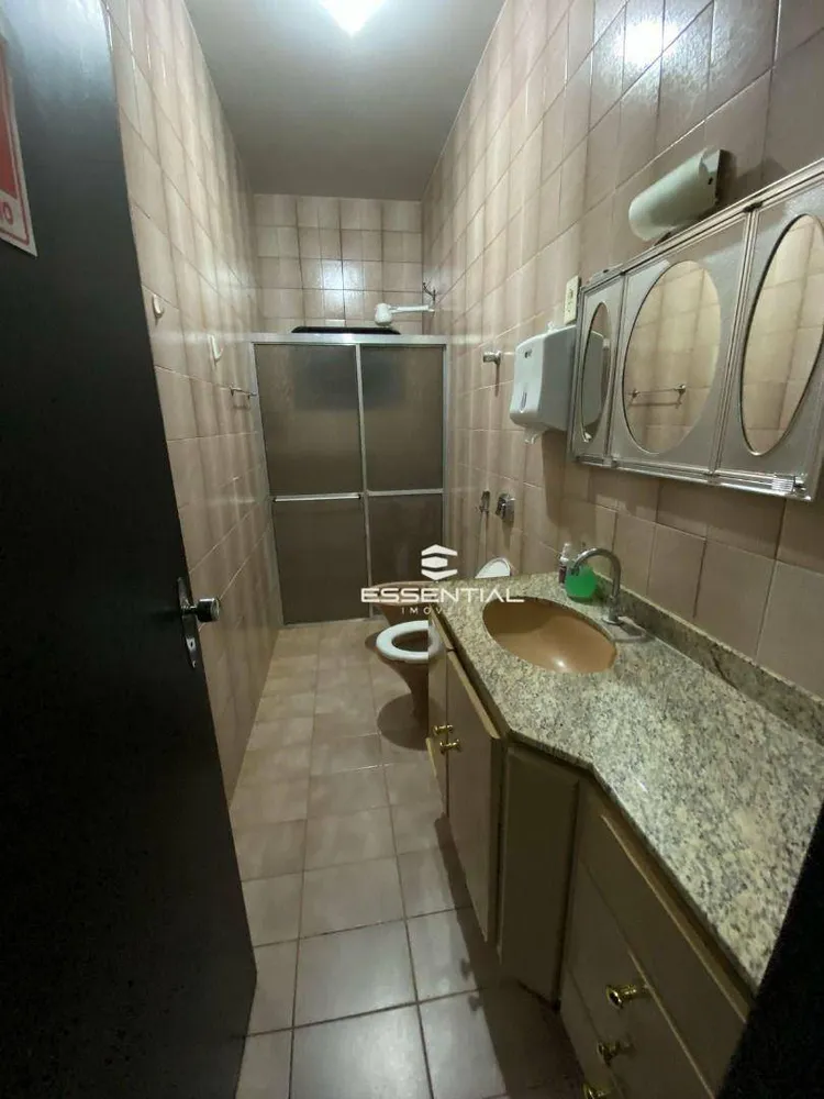 Casa, 4 quartos, 240 m² - Foto 14