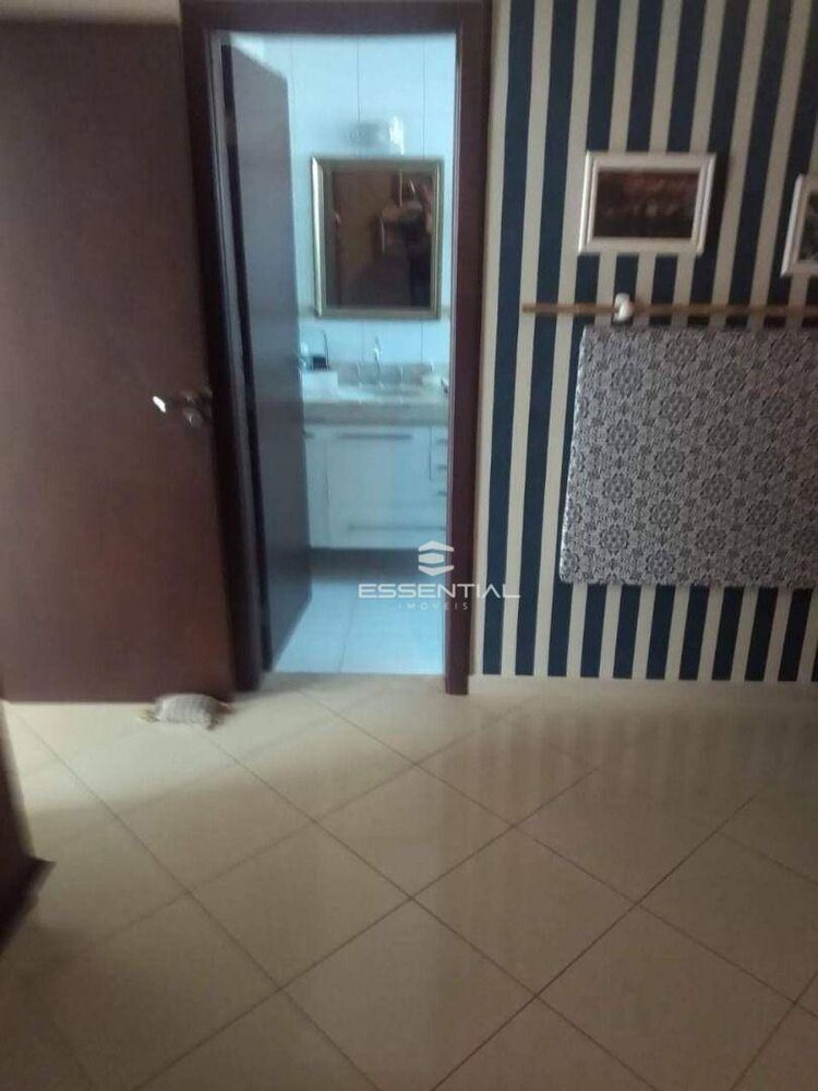 Casa de Condomínio à venda com 4 quartos, 328m² - Foto 12