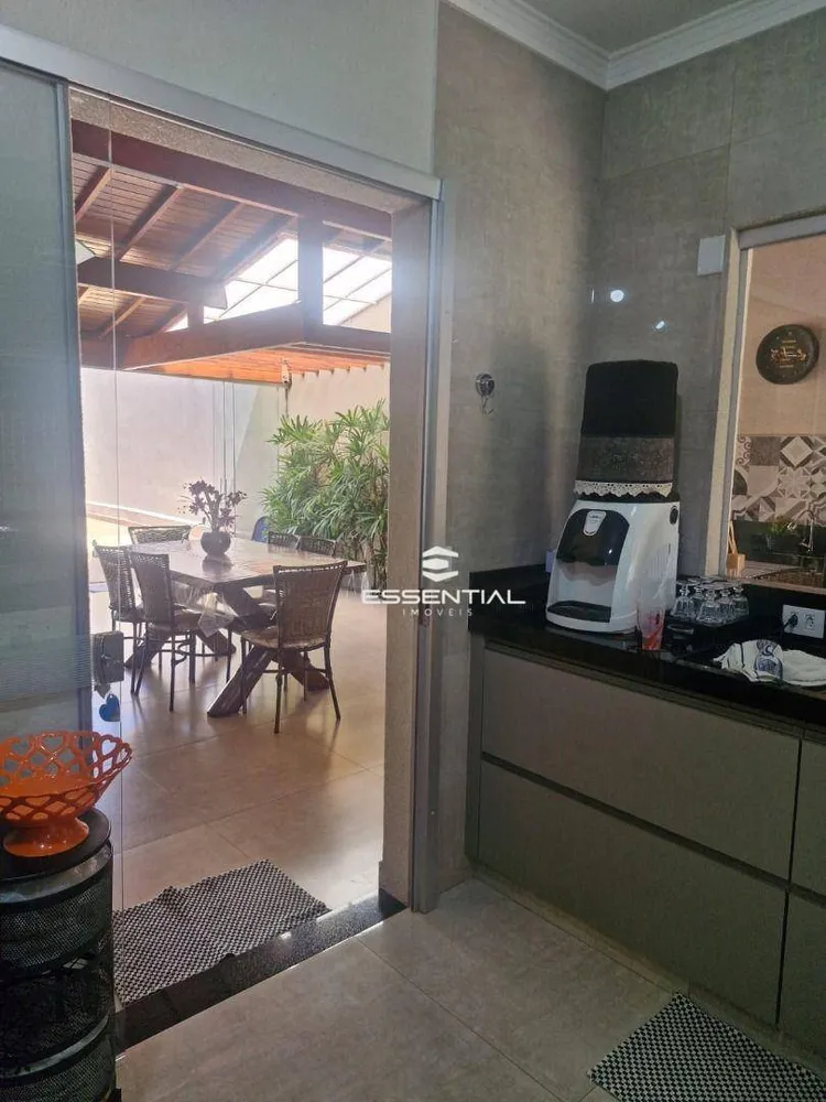 Casa, 3 quartos, 220 m² - Foto 8