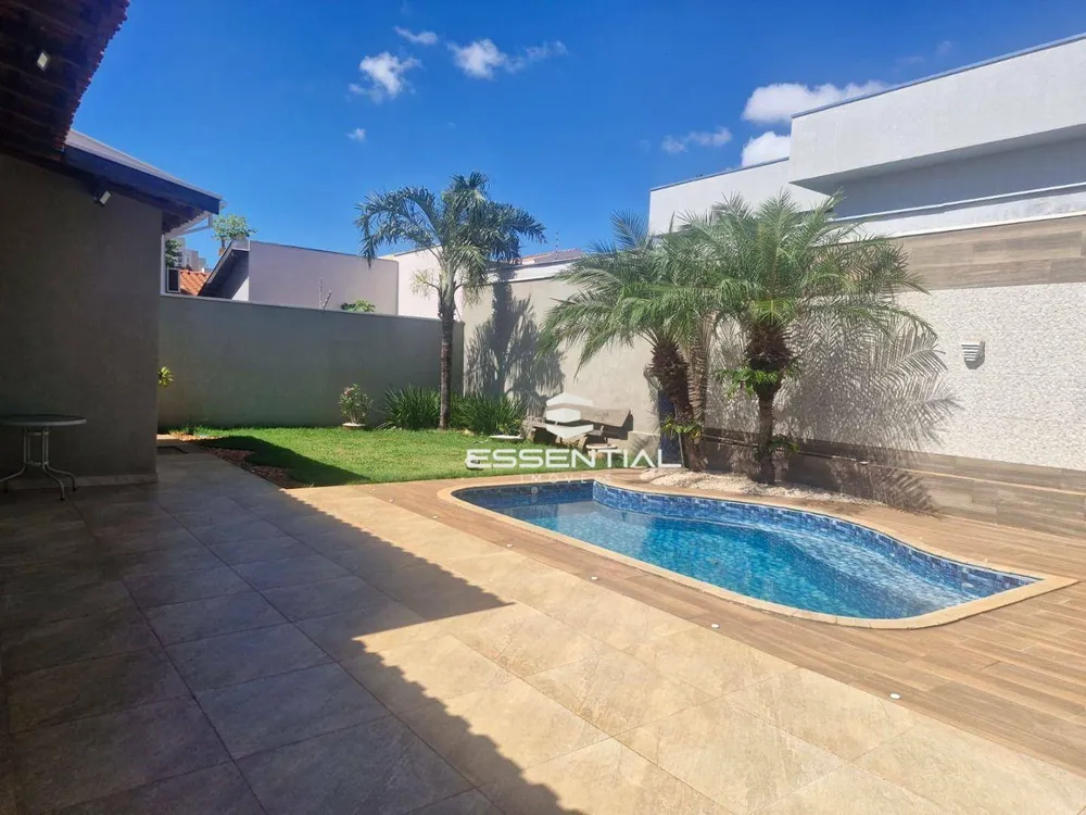 Casa, 3 quartos, 220 m² - Foto 4