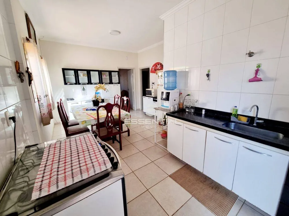 Casa, 3 quartos, 165 m² - Foto 8