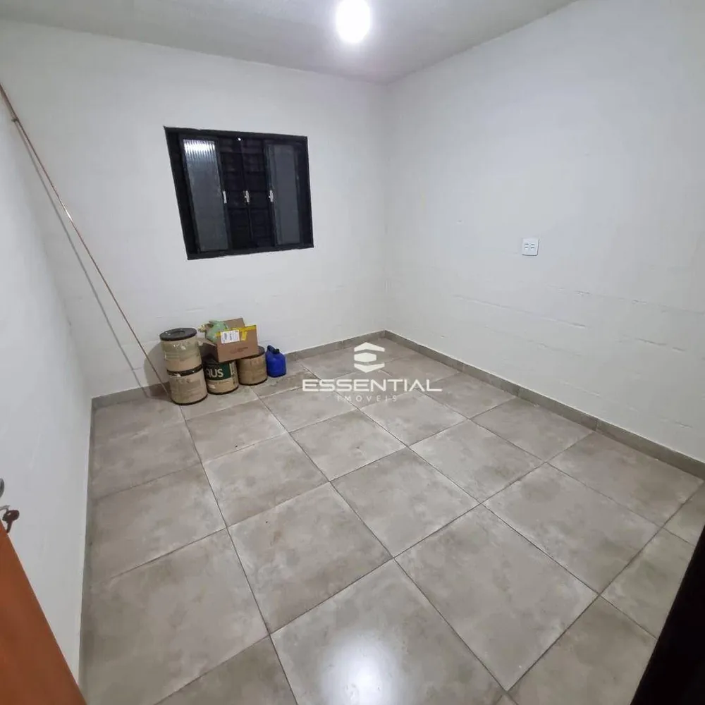 Chácara, 2 quartos, 1070 m² - Foto 3