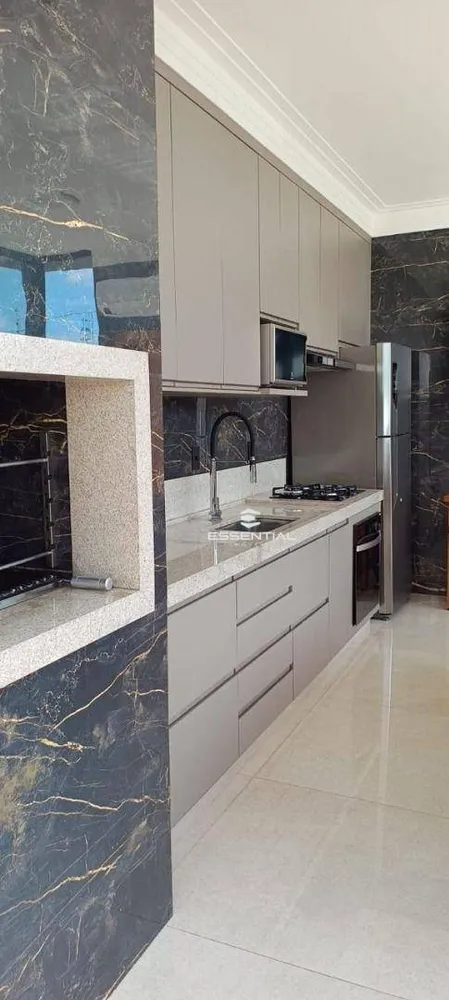 Casa, 2 quartos, 141 m² - Foto 1