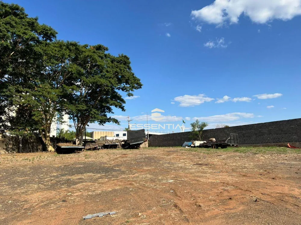 Terreno, 2139 m² - Foto 2