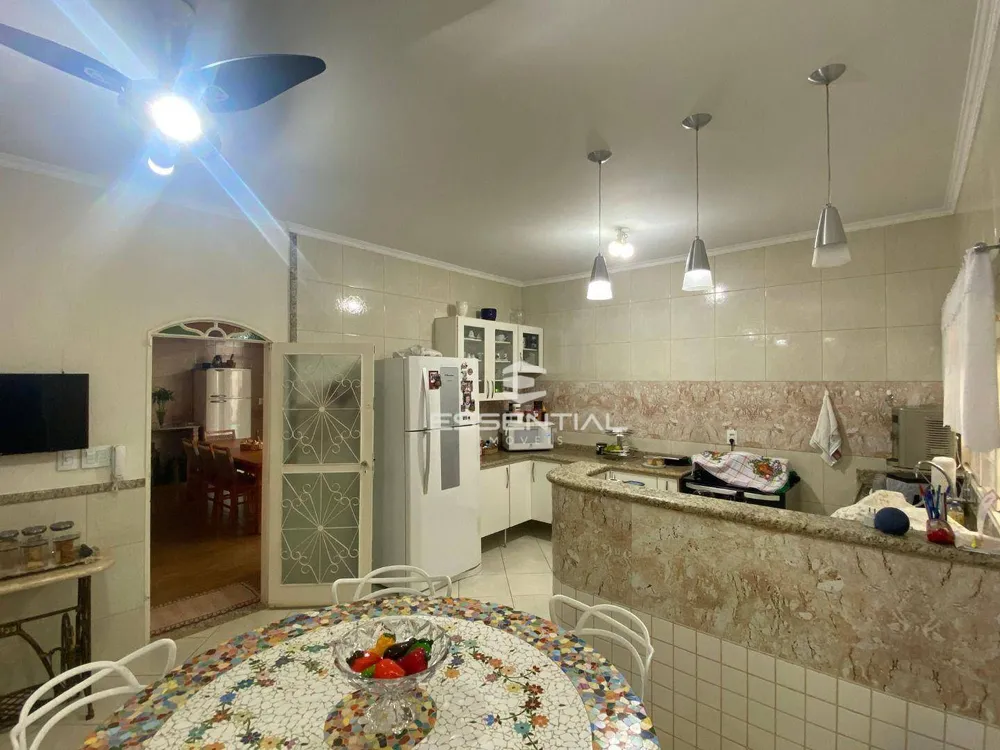 Casa, 4 quartos, 240 m² - Foto 20
