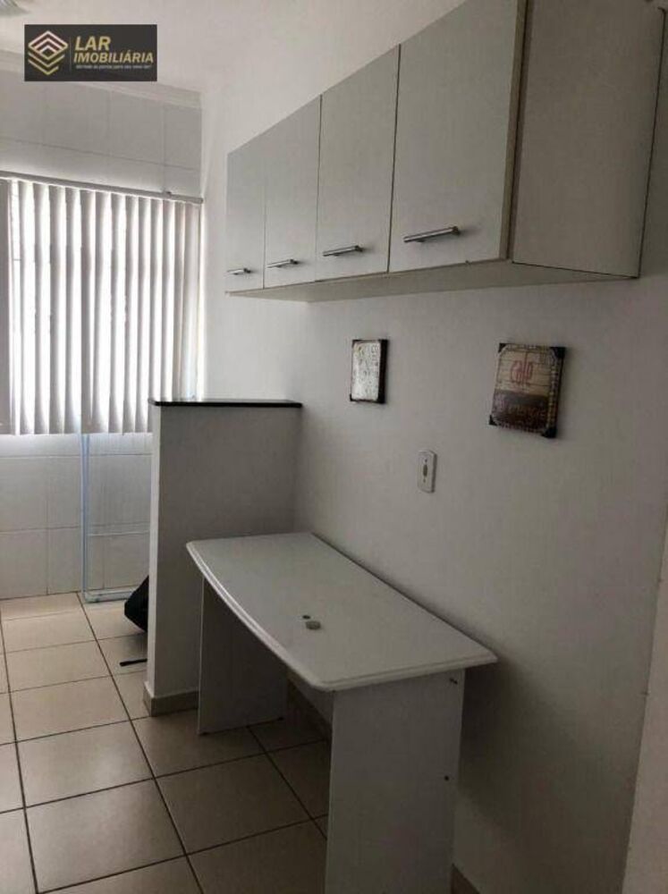 Apartamento à venda com 2 quartos, 69m² - Foto 2