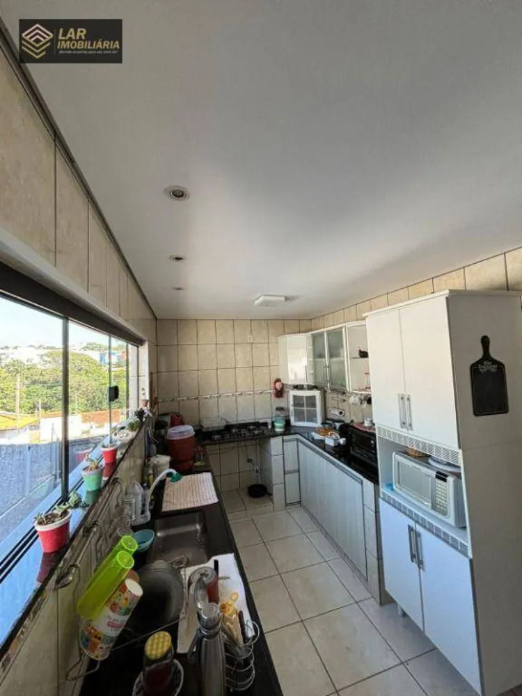 Casa, 5 quartos, 307 m² - Foto 3