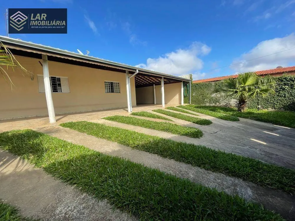 Chácara, 3 quartos, 655 m² - Foto 4