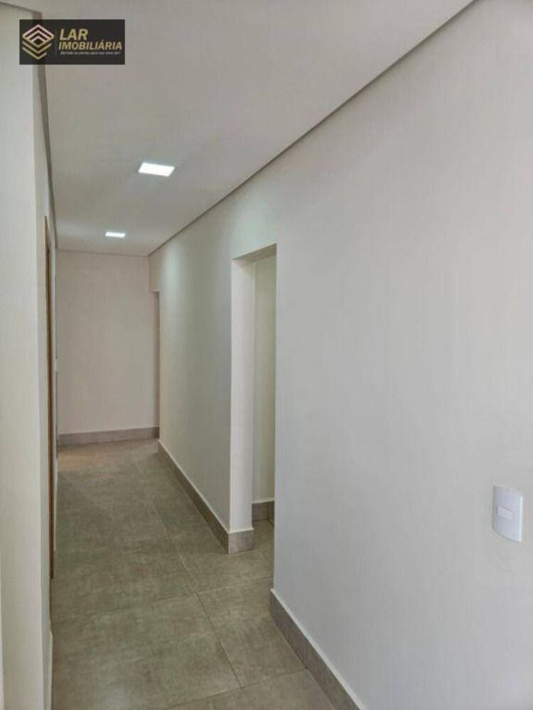 Casa à venda com 3 quartos, 250m² - Foto 3