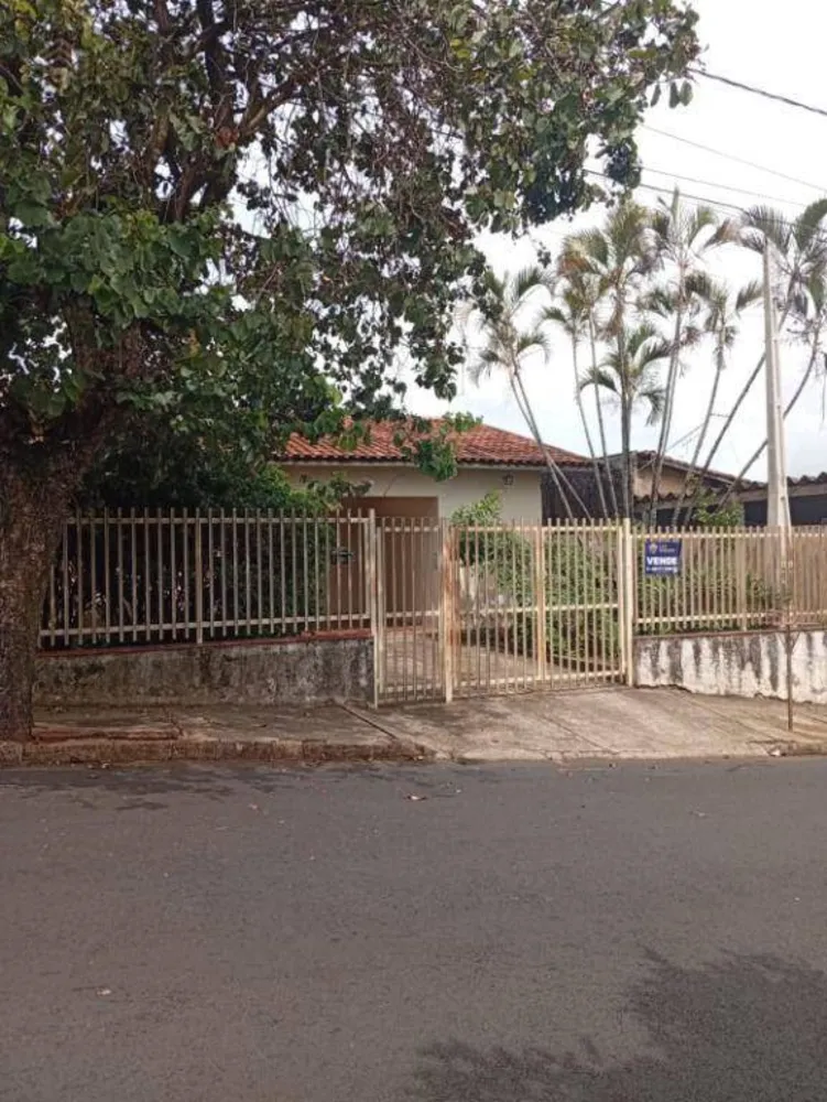 Casa, 3 quartos, 142 m² - Foto 1