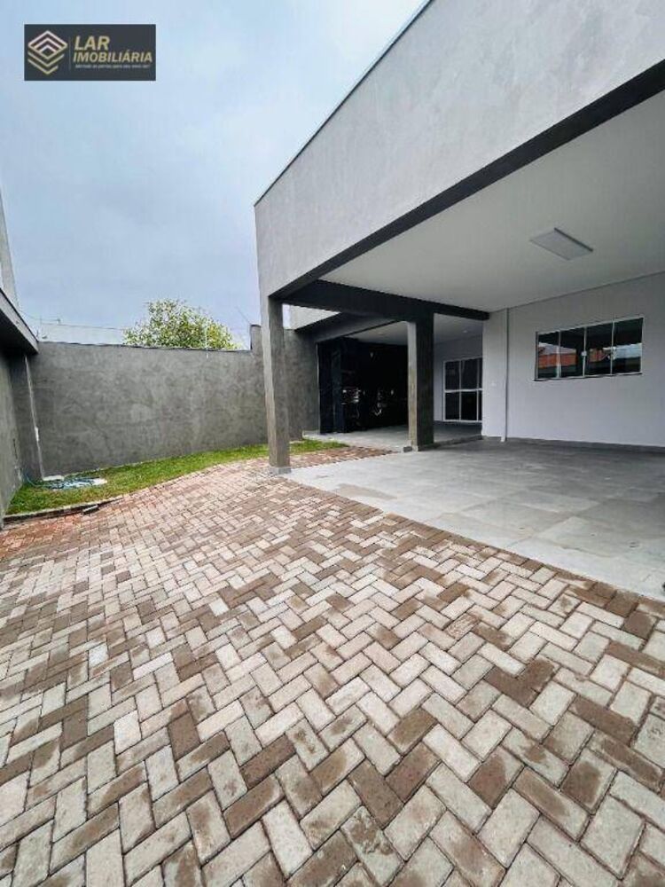Casa à venda com 3 quartos, 155m² - Foto 2