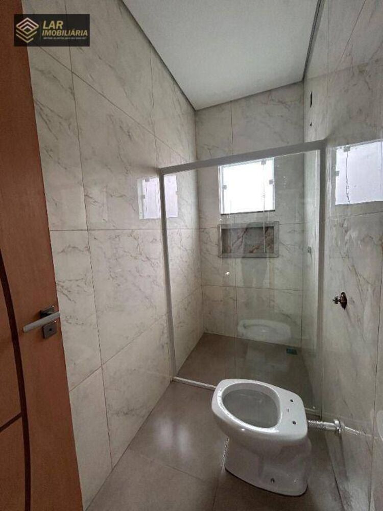 Casa à venda com 3 quartos, 155m² - Foto 4