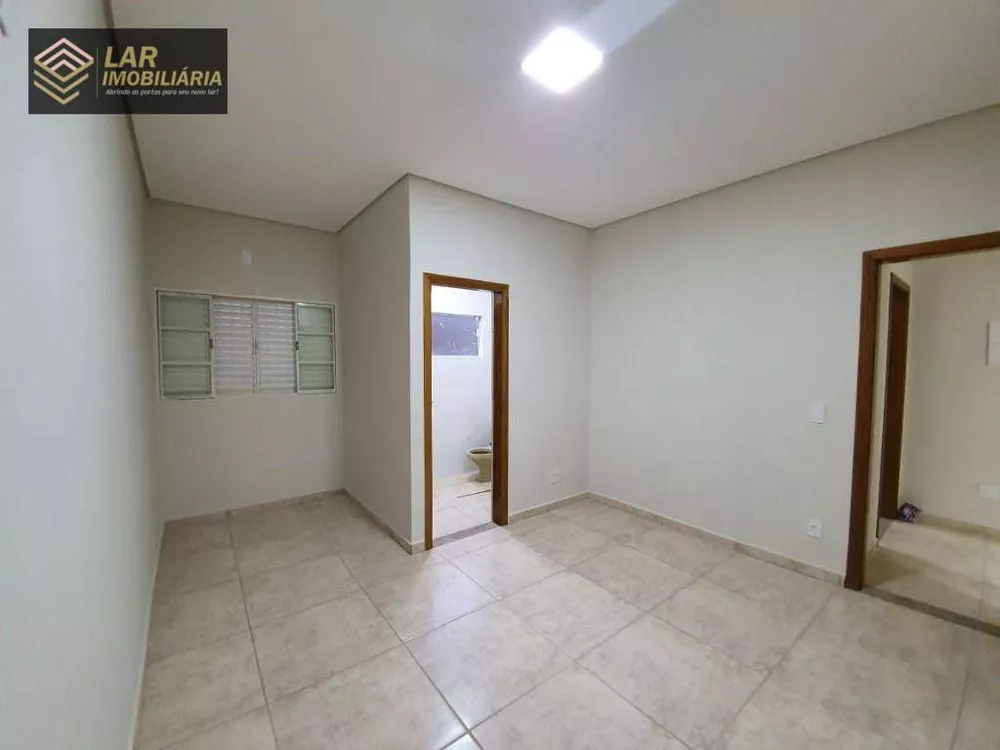 Casa à venda com 3 quartos, 155m² - Foto 3