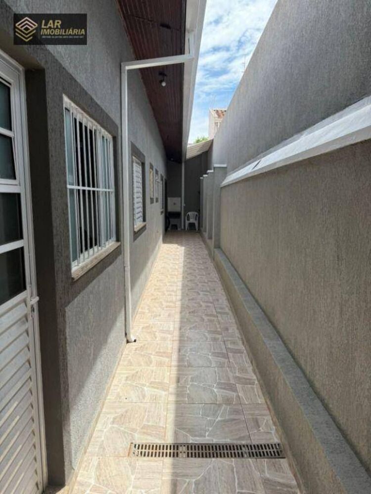 Casa à venda com 2 quartos, 83m² - Foto 3