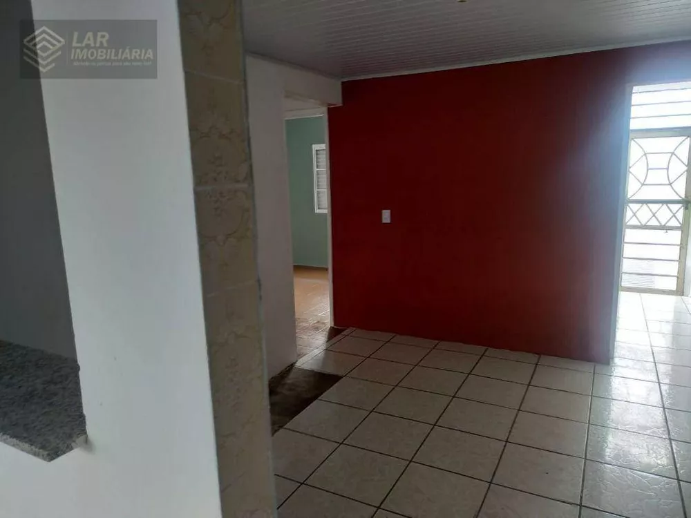 Casa à venda com 3 quartos, 103m² - Foto 2