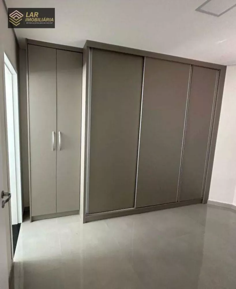 Apartamento para alugar com 3 quartos, 77m² - Foto 4